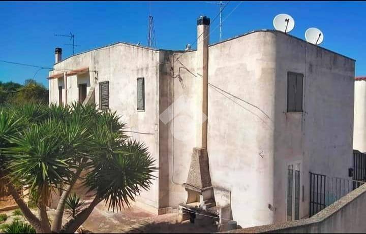 Villa Bifamiliare in vendita a Brindisi via Santa Maria del Casale, 48