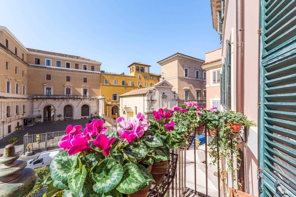 Appartamento in vendita a Roma piazza Di San Calisto