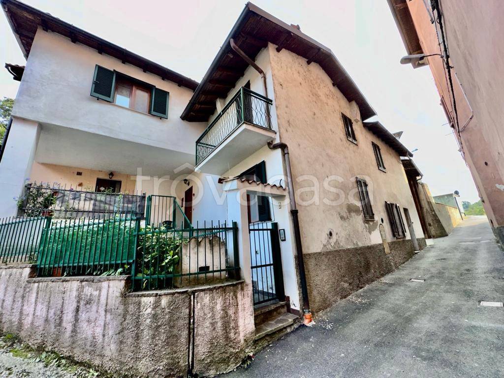 Appartamento in vendita a Triuggio via Cesare Battisti, 8