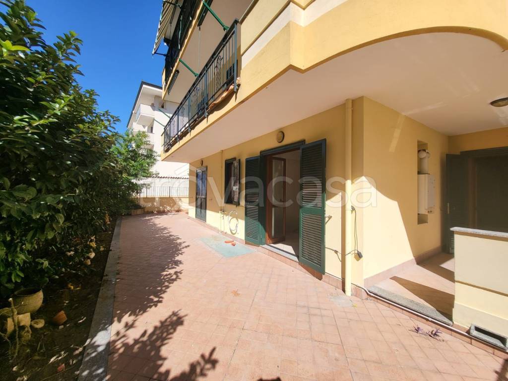 Appartamento in vendita a Orta di Atella via Clanio