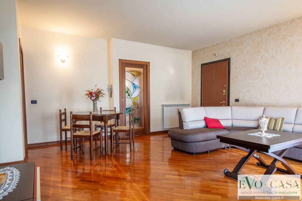 Appartamento in vendita a Magnago via Don Carlo Gnocchi, 8b