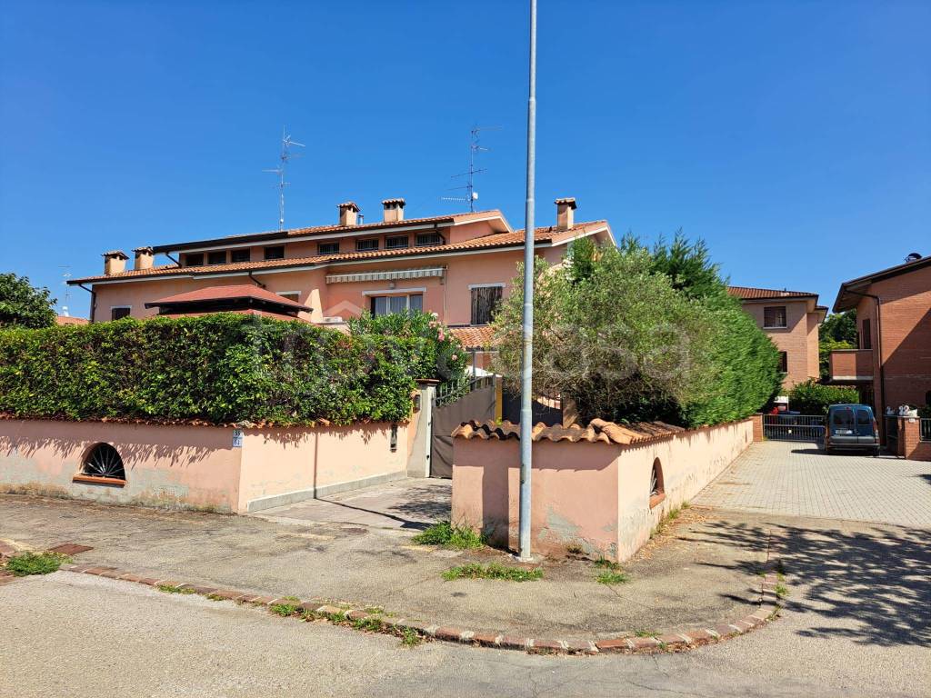 Villa Bifamiliare in vendita a Bomporto via Leonardo da Vinci, 55