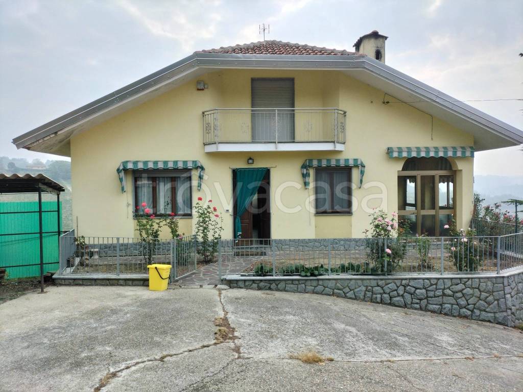 Casa Indipendente in vendita a Vigliano d'Asti via Duca d'Aosta, 17