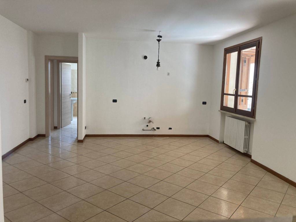 Appartamento in vendita a Capriano del Colle piazza Giuseppe Mazzini