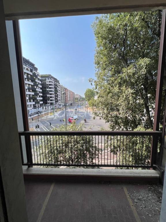 Appartamento in affitto a Milano largo Domodossola