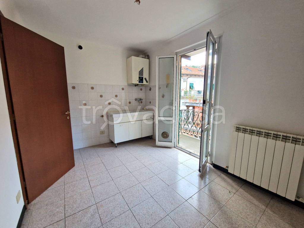 Appartamento in vendita a Busalla via Vittorio Veneto