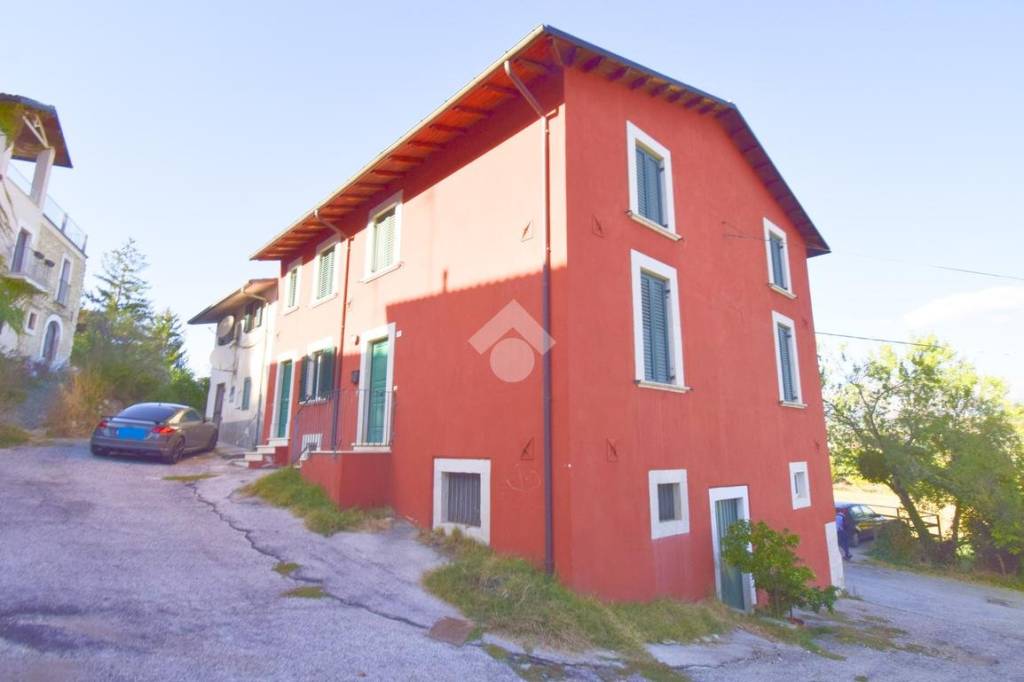 Appartamento in vendita a L'Aquila costa Fonte Augelli, 5