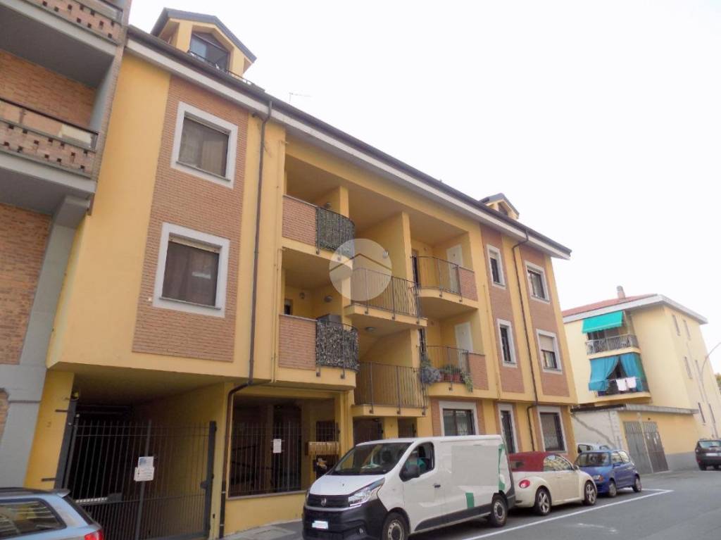 Appartamento in vendita a Chivasso via Calandra, 5