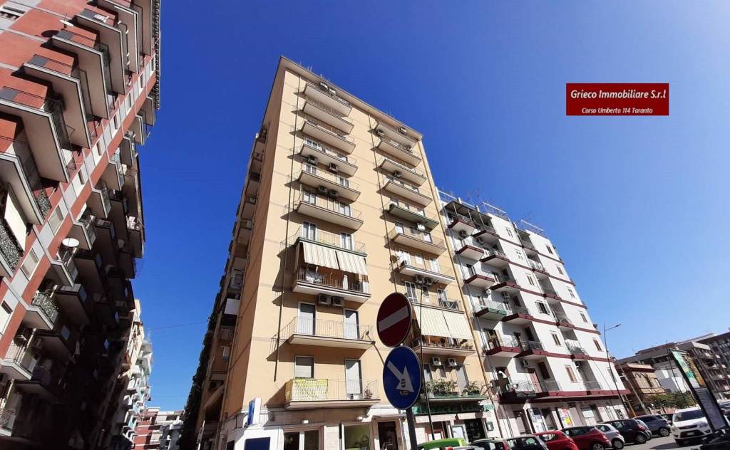 Appartamento in vendita a Taranto via Dante Alighieri, 221