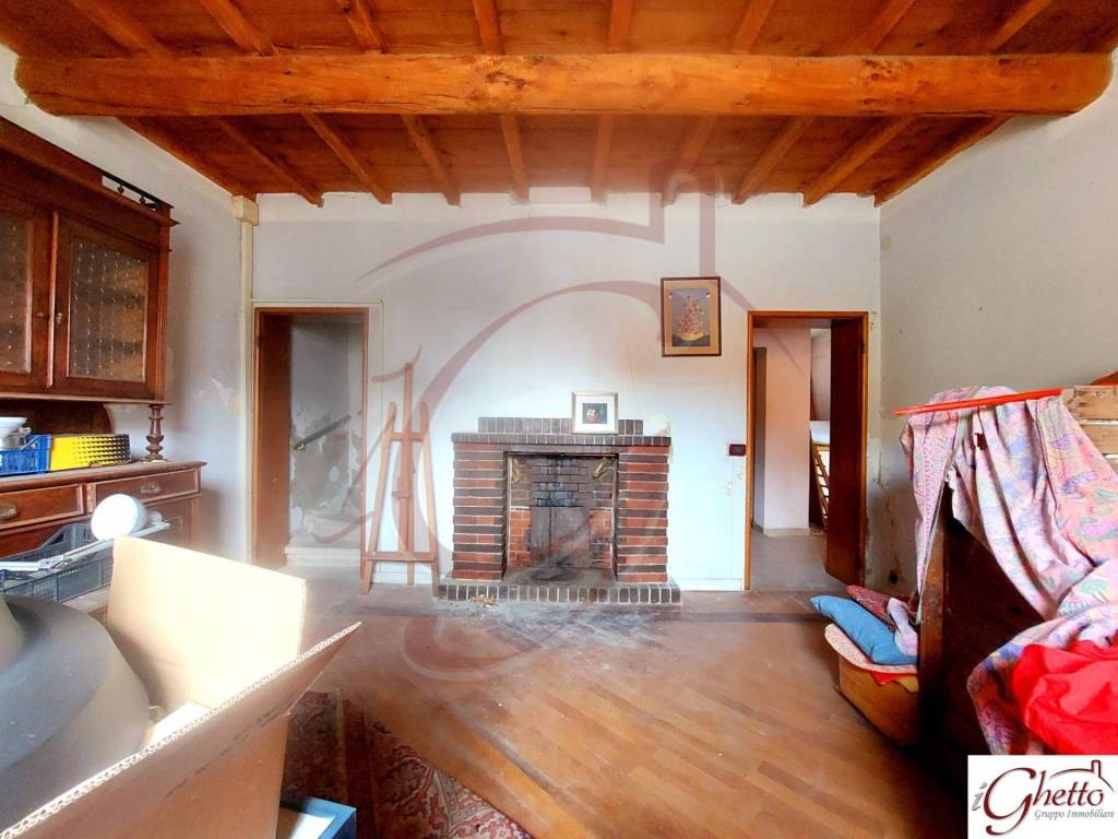 Villa a Schiera in vendita a Cento via Correggio, 425