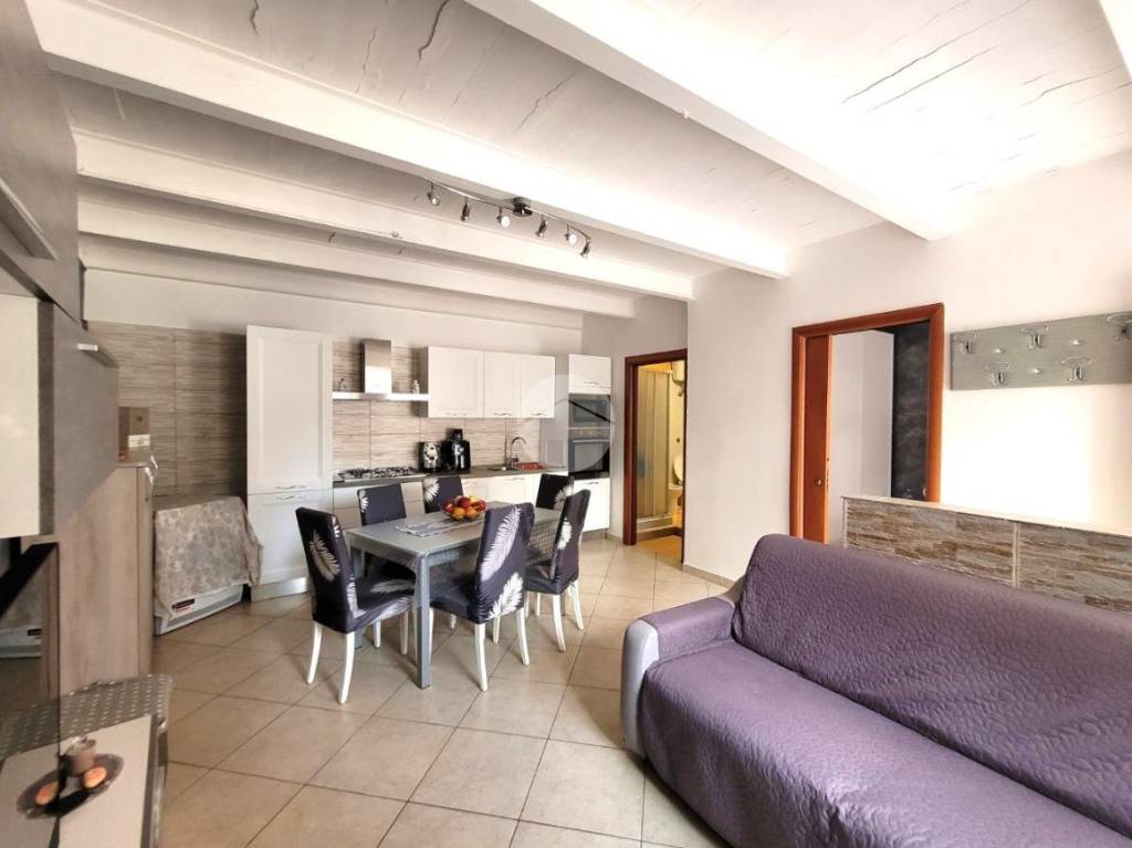 Appartamento in vendita ad Arzano via Ferone