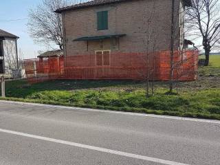 Colonica in in vendita da privato a san felice sul panaro via dell'olmone, 665