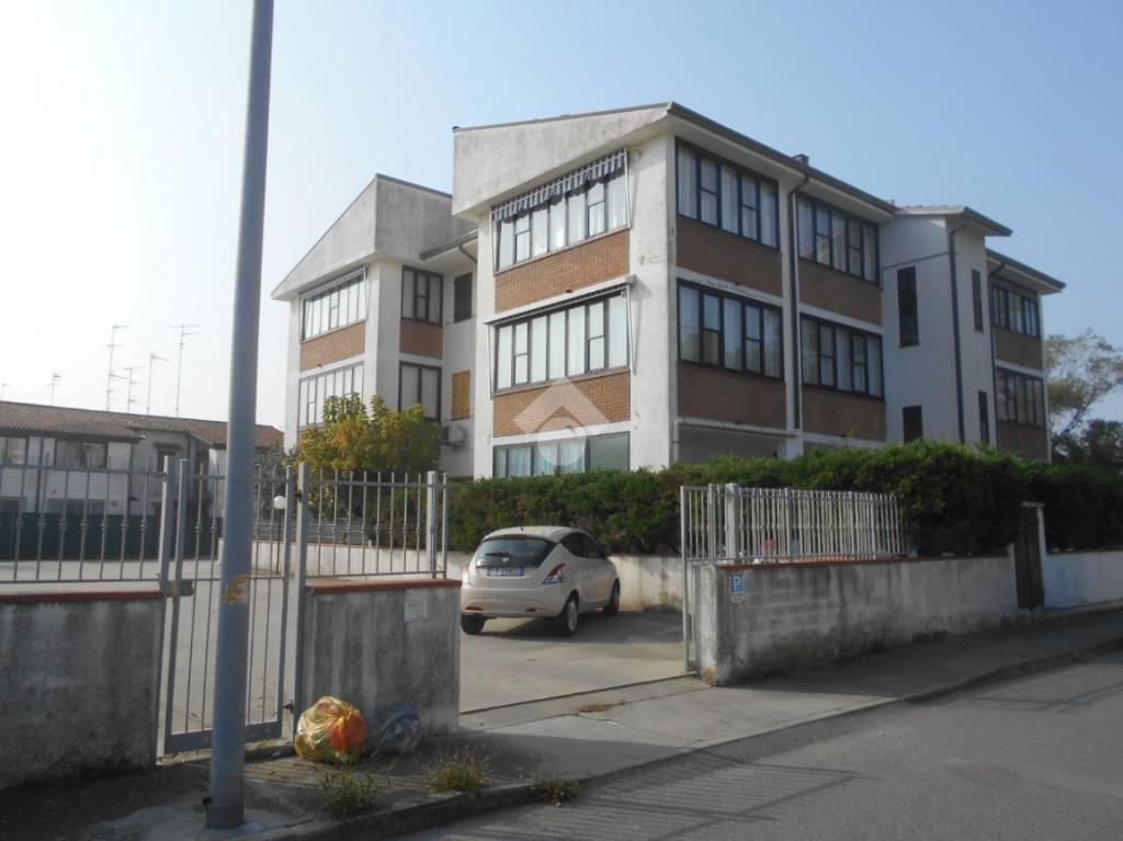 Appartamento in vendita a Comacchio via crispi, 3