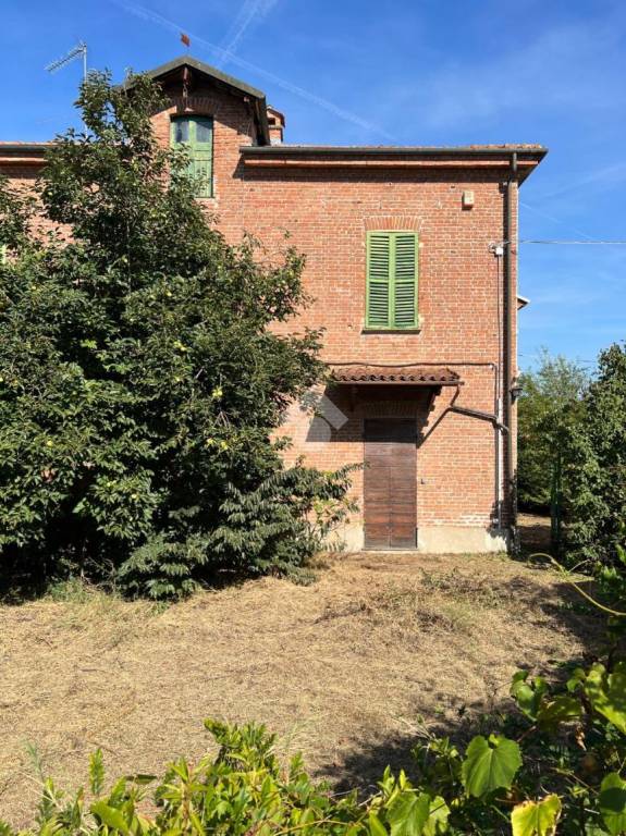 Casa Indipendente in vendita a Castelnuovo Bormida via bruno gaioli, 76