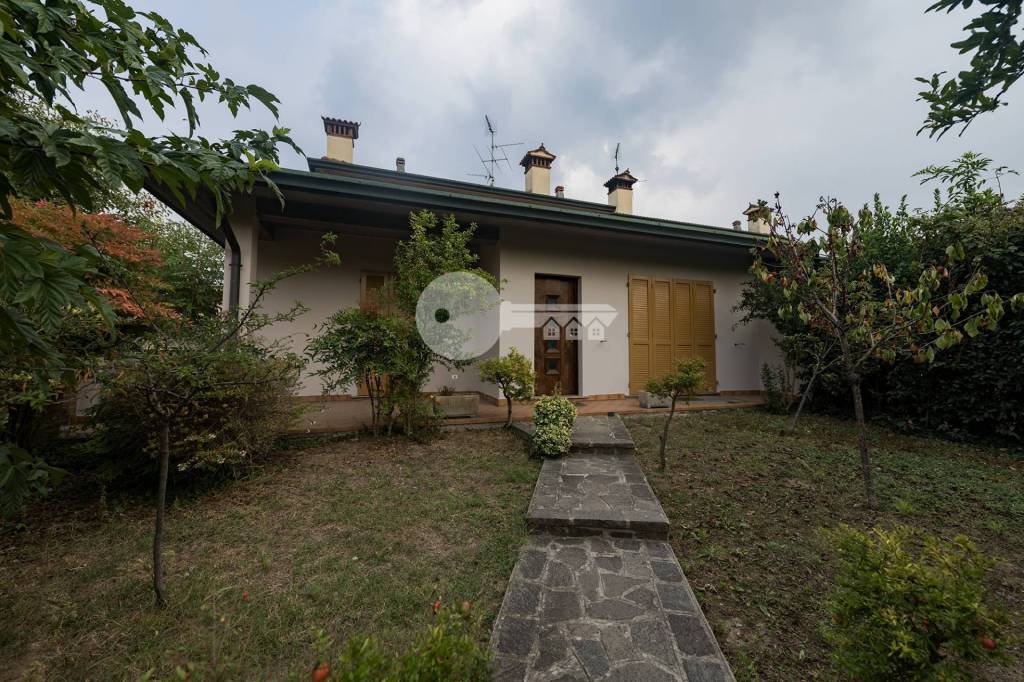 Villa Bifamiliare in vendita a Bagnolo Mella via Fratelli Rosselli, 48