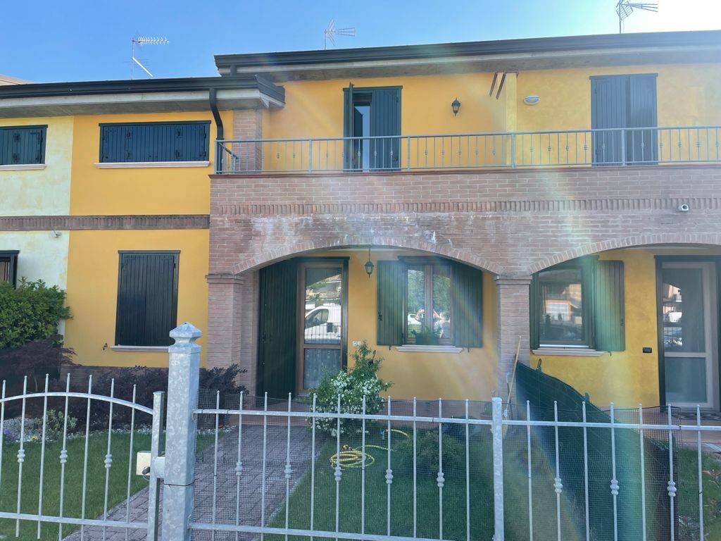 Villa a Schiera in in vendita da privato a Bozzolo via Divisione Acqui, 28
