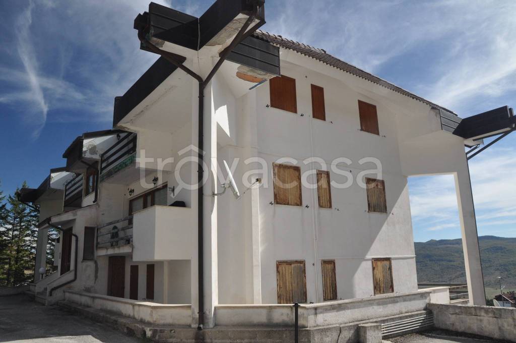 Appartamento in vendita a Pescocostanzo via Monte Rotella