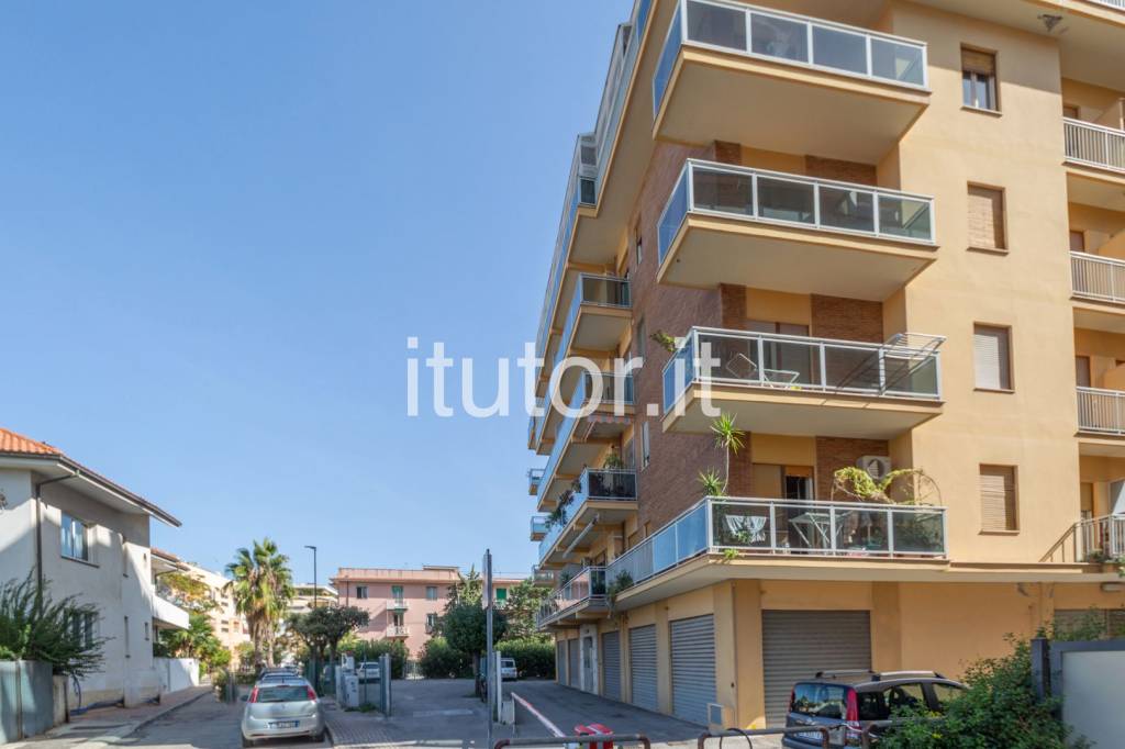 Appartamento in vendita a Pescara via Renato Berardinucci, 58
