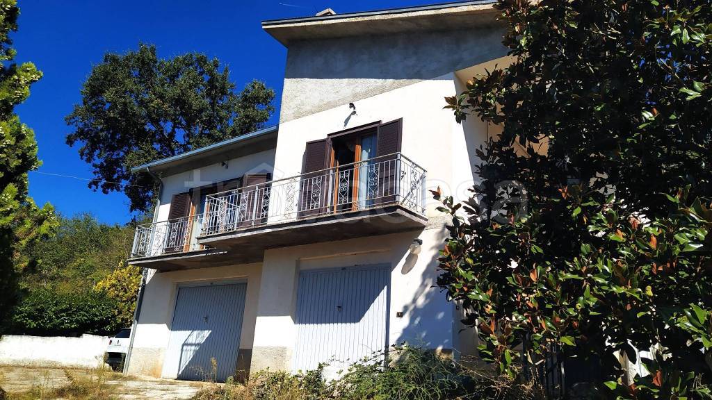 Casa Indipendente in in vendita da privato a Borgorose via dei Platani