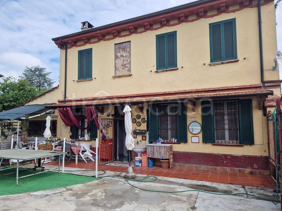 Villa in vendita a Silvano Pietra