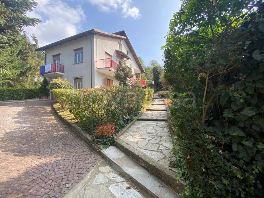 Villa Bifamiliare in vendita a Torino strada Dai Ronchi ai Cunioli Alti, 13