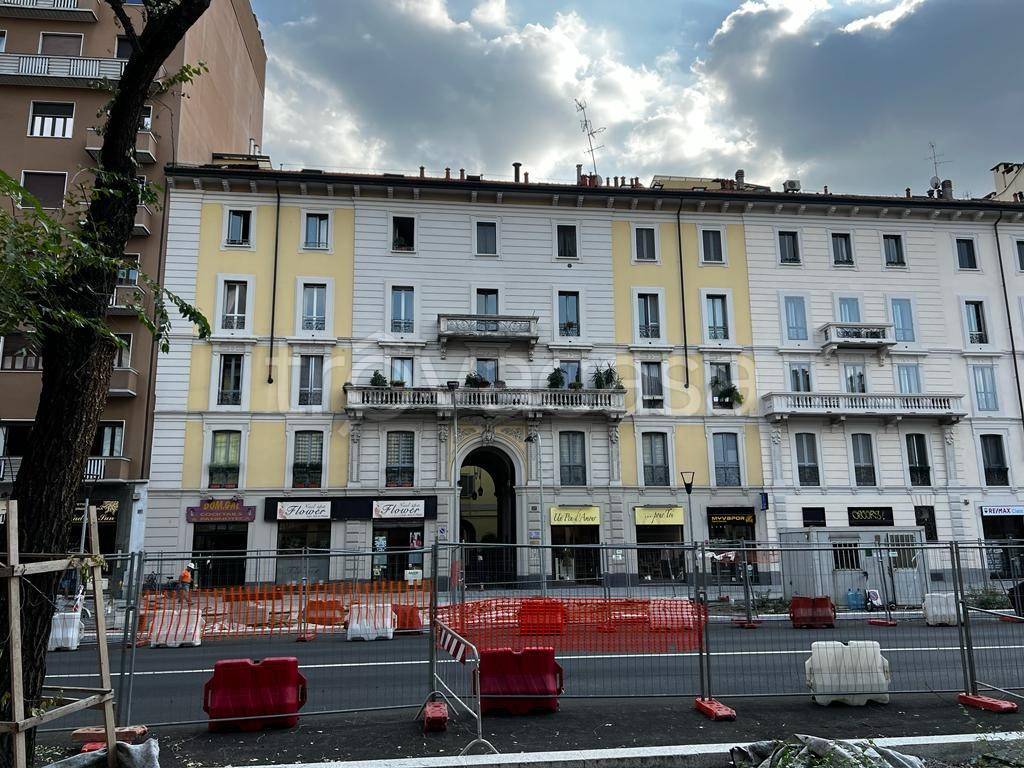 Appartamento in vendita a Milano corso Concordia
