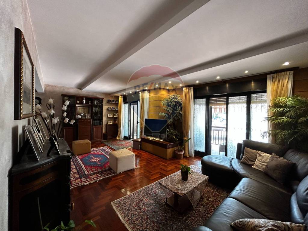 Appartamento in vendita a Catania viale Giuseppe Laino', 7
