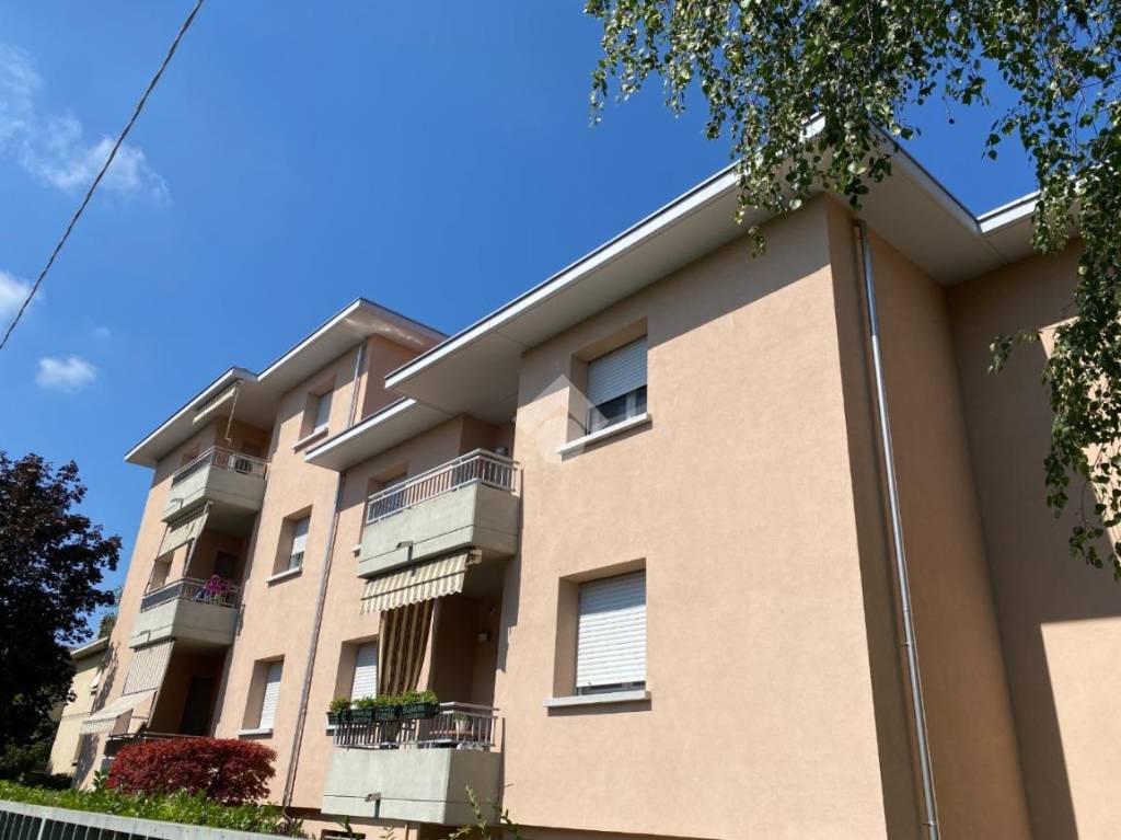 Appartamento in vendita a Parma str. Montanara, 239
