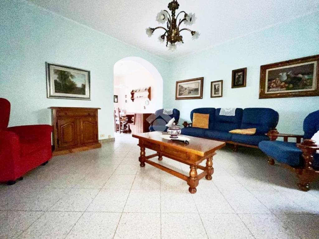 Appartamento in vendita a Gerenzano via Alessandro Volta, 5