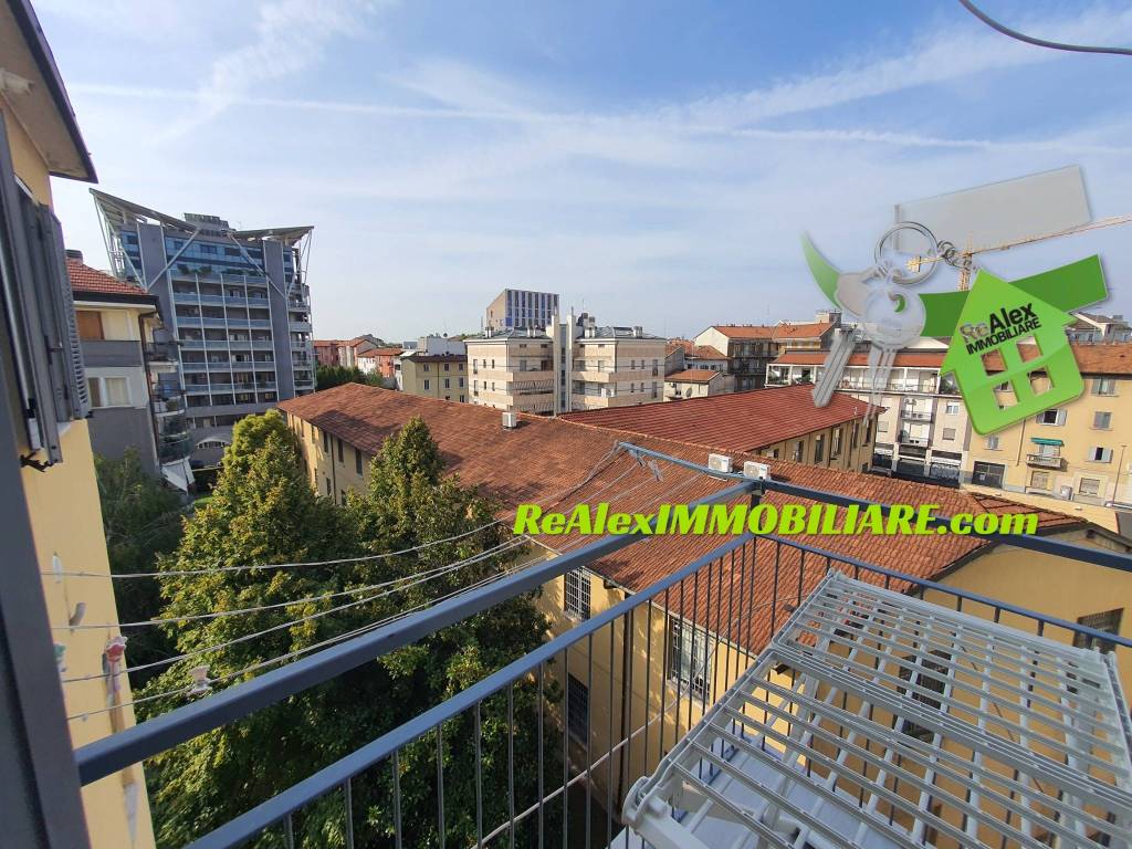 Appartamento in vendita a Milano via Adelaide Bono Cairoli, 31