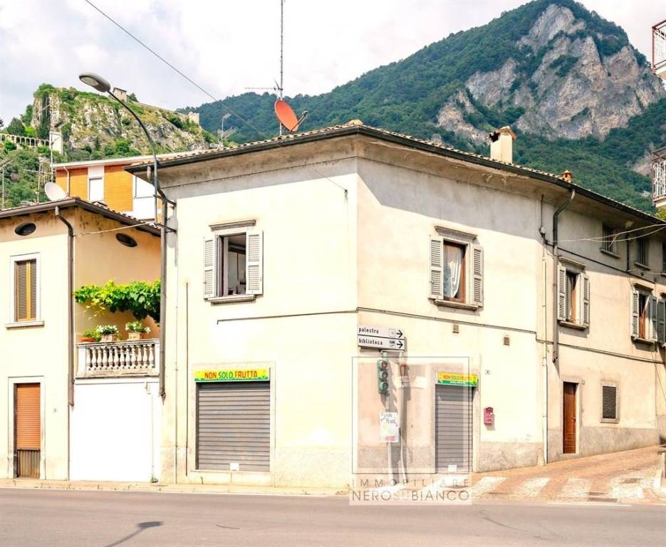 Appartamento in vendita a Vercurago via italia
