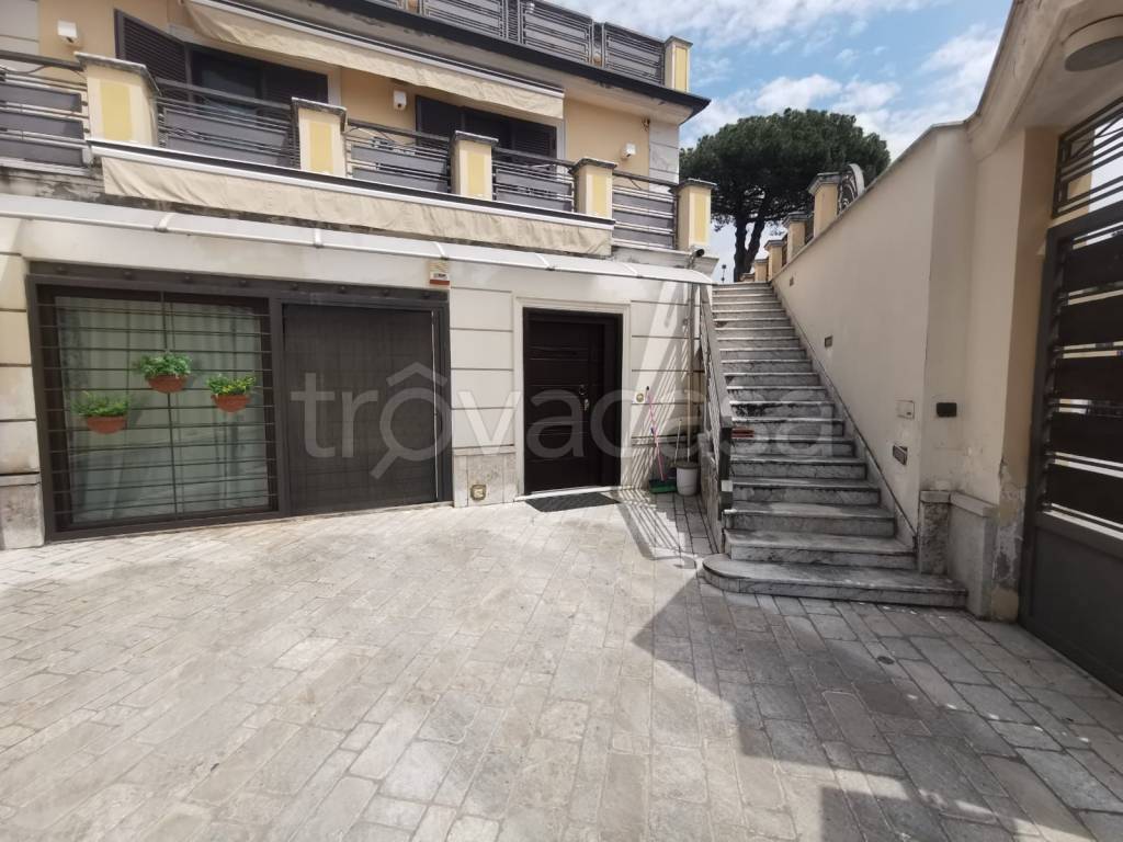 Villa in vendita a Caserta viale Abramo Lincoln, 335