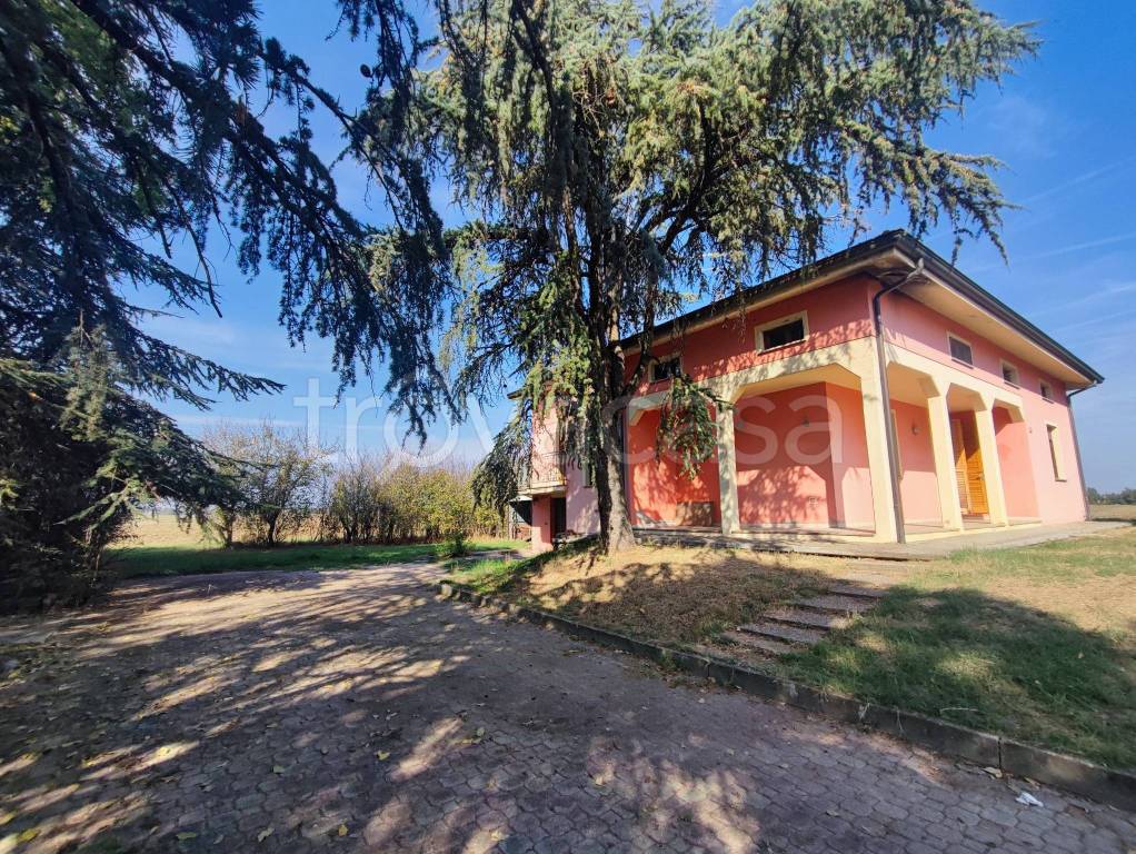 Villa in vendita a Poviglio via Motta, 1