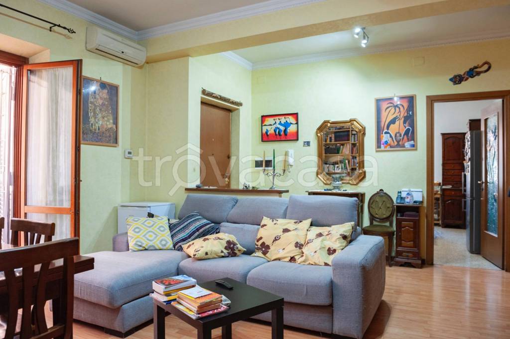Appartamento in vendita a Monterotondo via Settebagni, 26