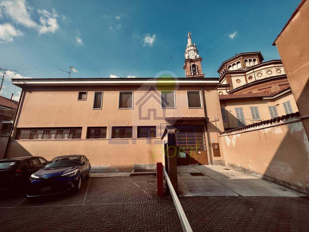 Casa Indipendente in vendita a Sant'Angelo Lodigiano via Largo Mercato del Grano 13