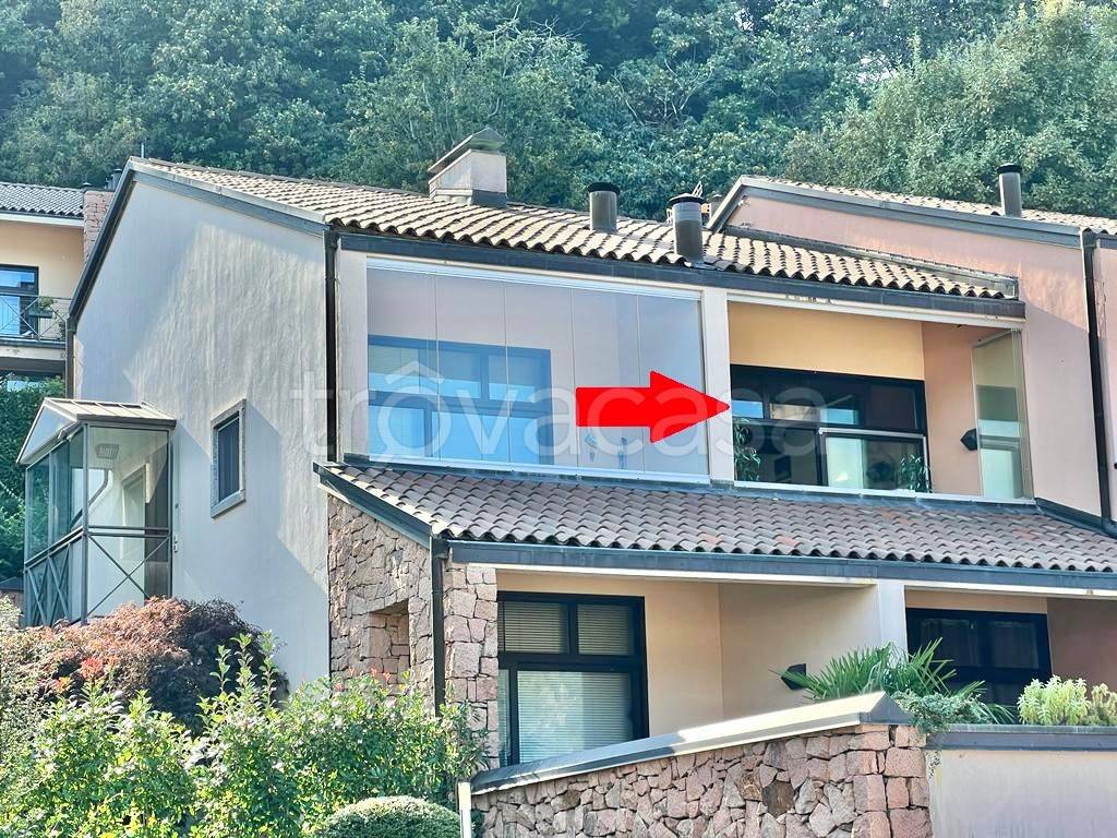 Appartamento in vendita a Cuasso al Monte via Ca' Moro in Borgnana, 4