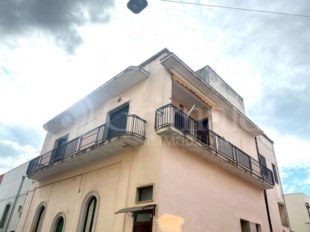 Casa Indipendente in vendita a Tuglie via vittorio veneto , 227
