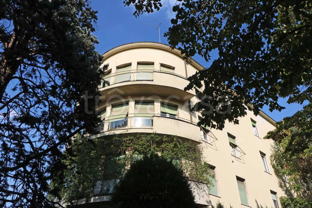 Appartamento in vendita a Parma viale Partigiani d'Italia