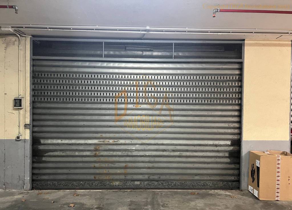Garage in vendita a Sant'Agnello via San Martino, 4