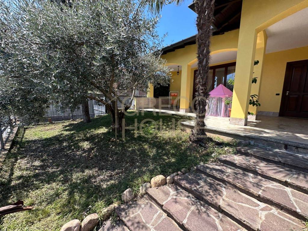 Villa in vendita a San Giorgio su Legnano via Ragazzi del '99