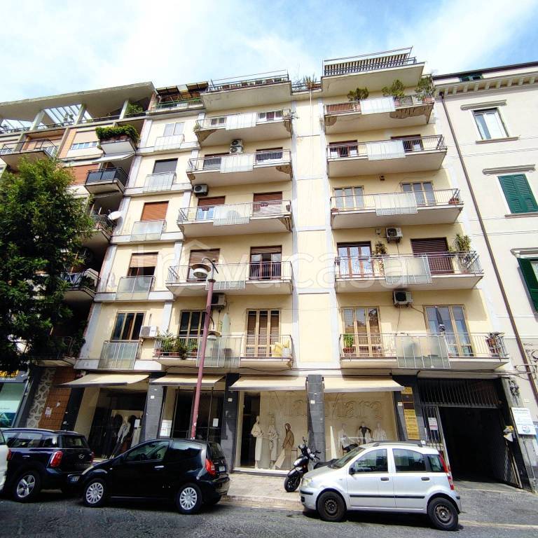 Appartamento in vendita a Caserta corso Trieste, 117