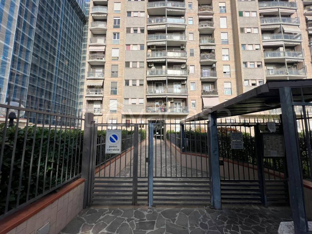 Appartamento in vendita a Cinisello Balsamo via Monte Sabotino, 3