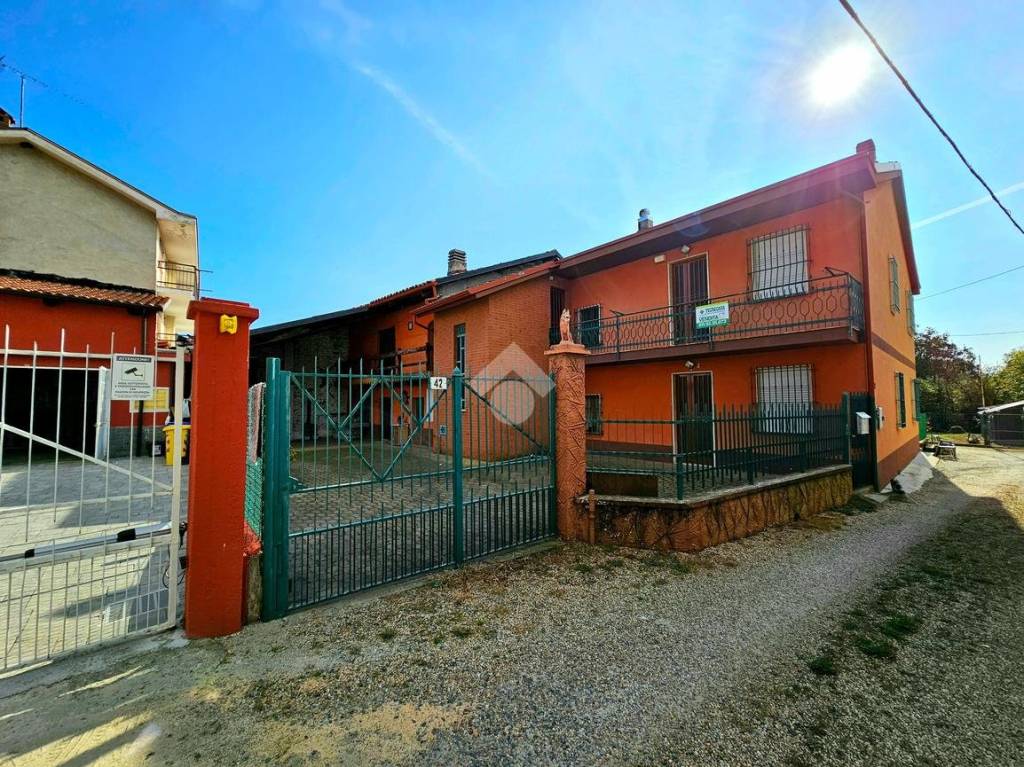Casa Indipendente in vendita a Cafasse via dante alighieri, 42