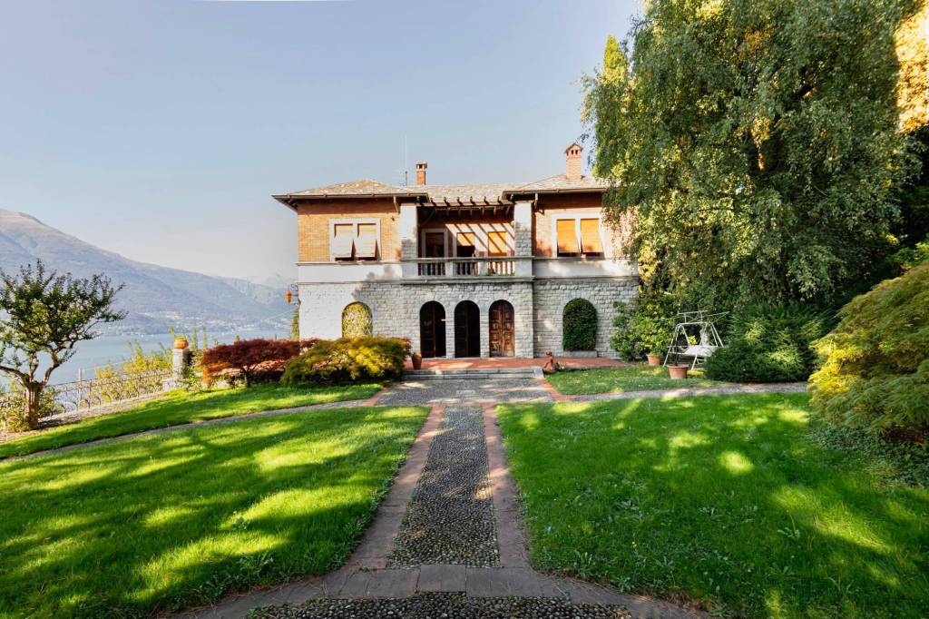 Villa in vendita a Bellano al cà