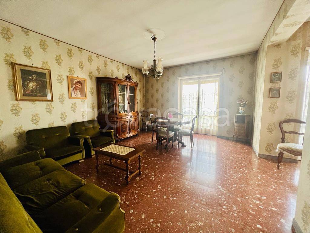 Appartamento in vendita a Roma via Monte Cervialto, 130