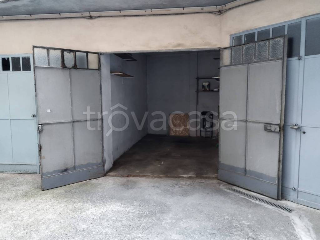 Garage in vendita a Torino piazza Nizza, 81