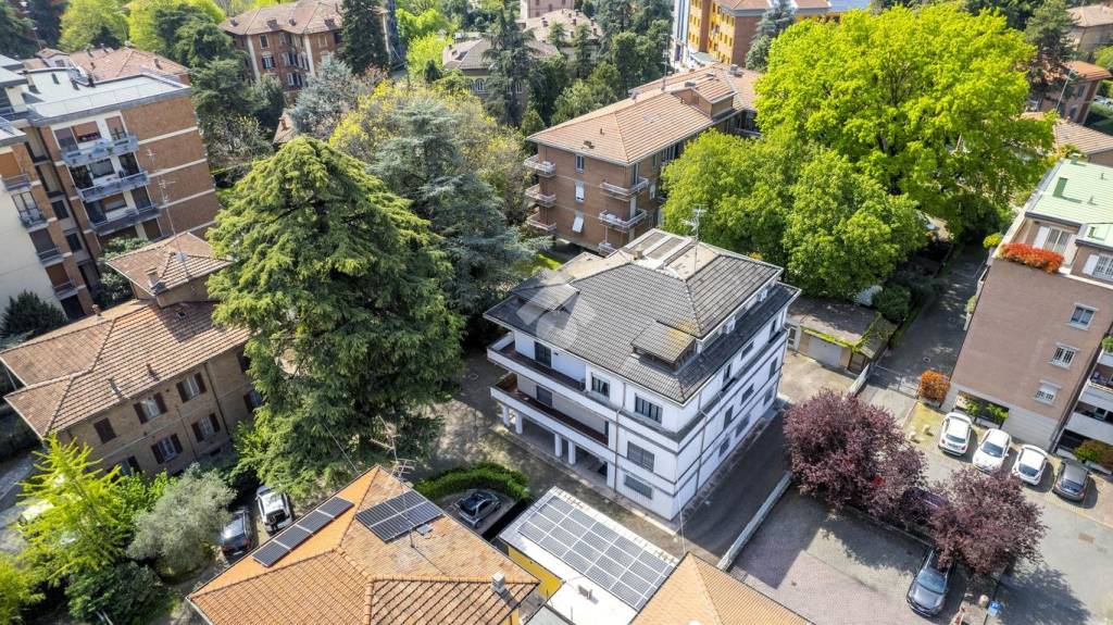 Villa Bifamiliare in vendita a Reggio nell'Emilia v.Le Timavo