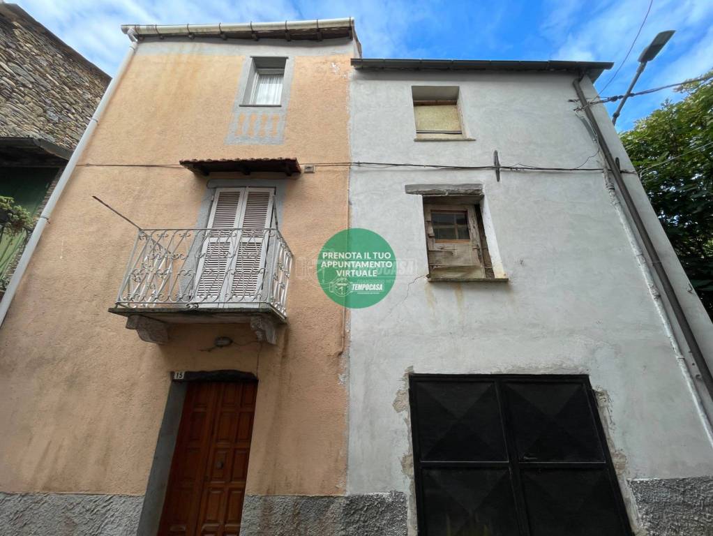 Casa Indipendente in vendita a Borghetto d'Arroscia via Lorenzo Lucifredi