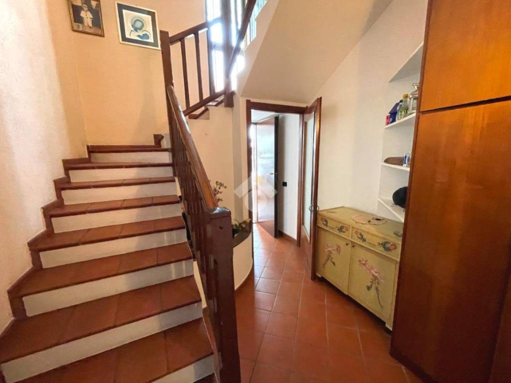 Casa Indipendente in vendita a Saronno via Larga