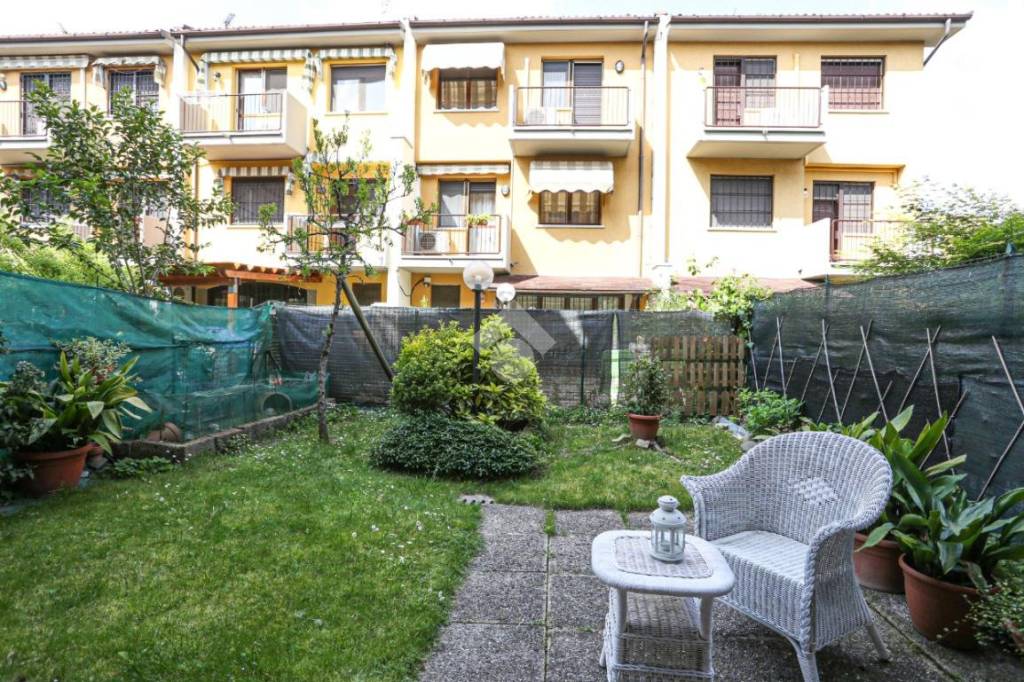 Villa a Schiera in vendita a Sala Bolognese via Risorgimento, 45